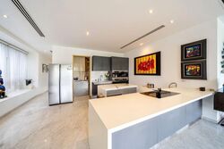 Turquoise (D4), Condominium #574055181